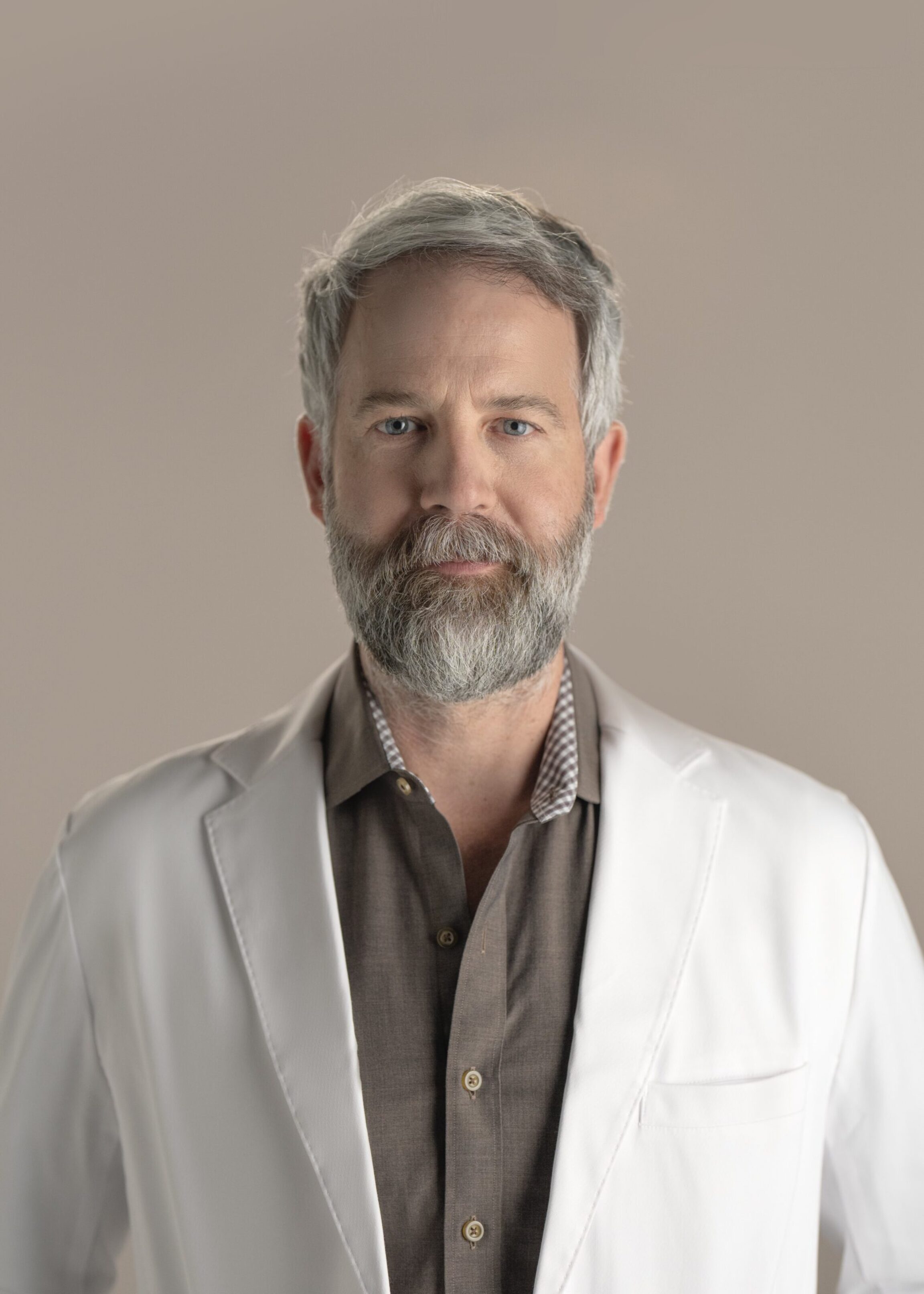 Dr. Jeffrey Donaldson, tummy tuck surgeon