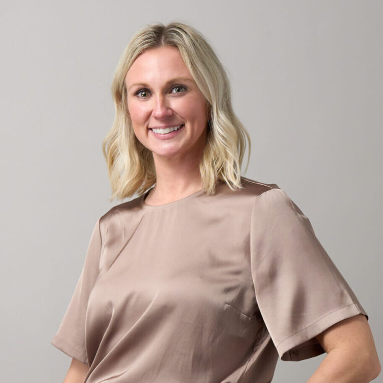 Colleen Bush, RDN, Author Photo