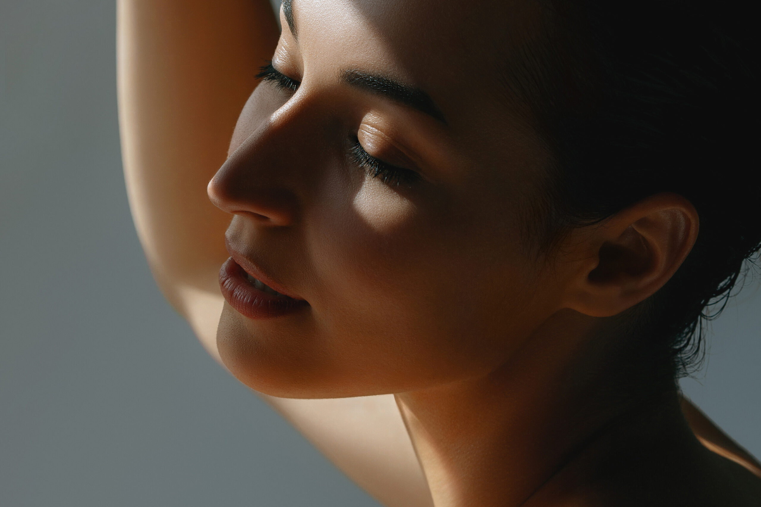 Liquid Rhinoplasty vs. Surgical Rhinoplasty 