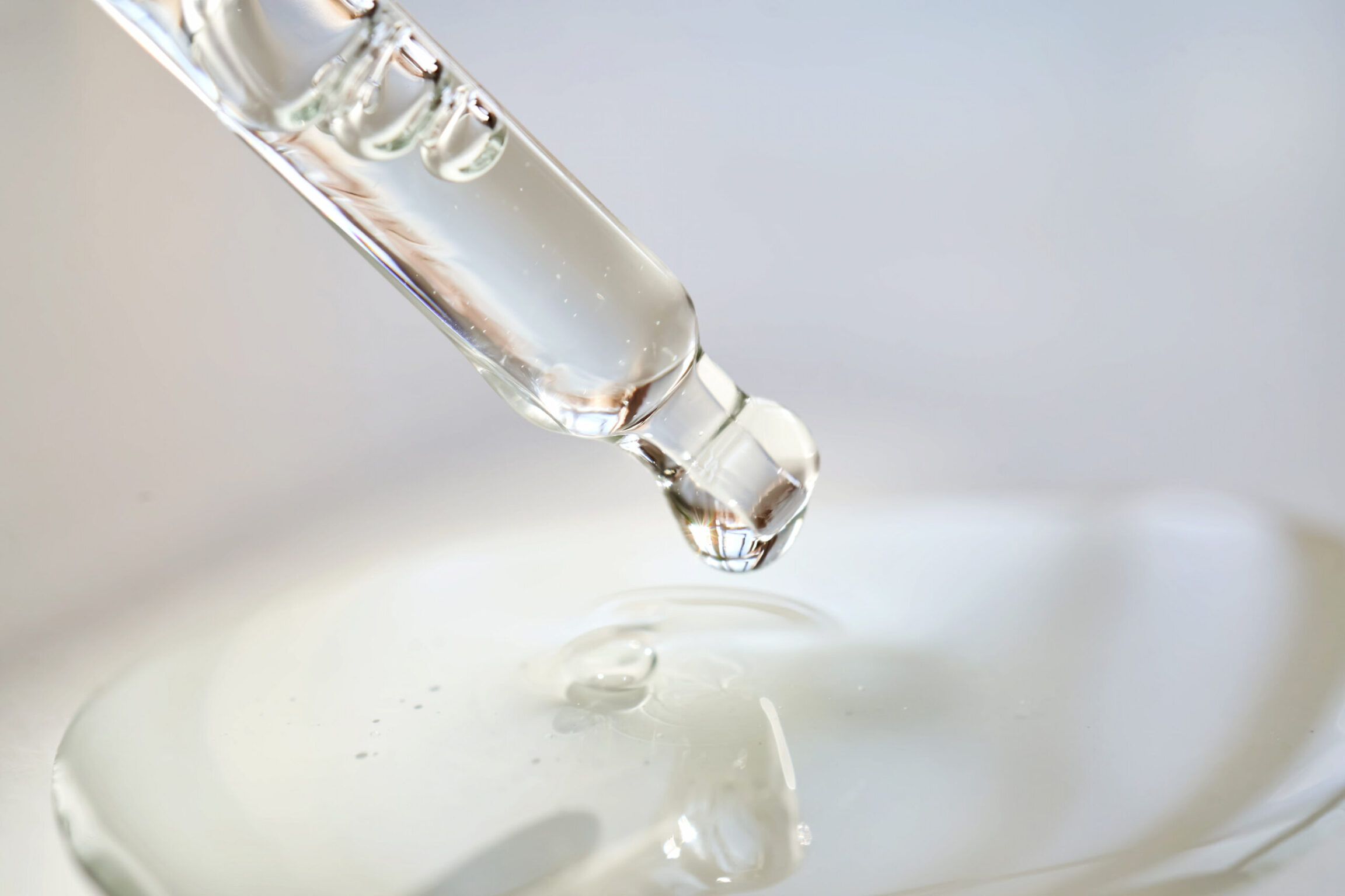 Dropper containing medical-grade serums for skin health