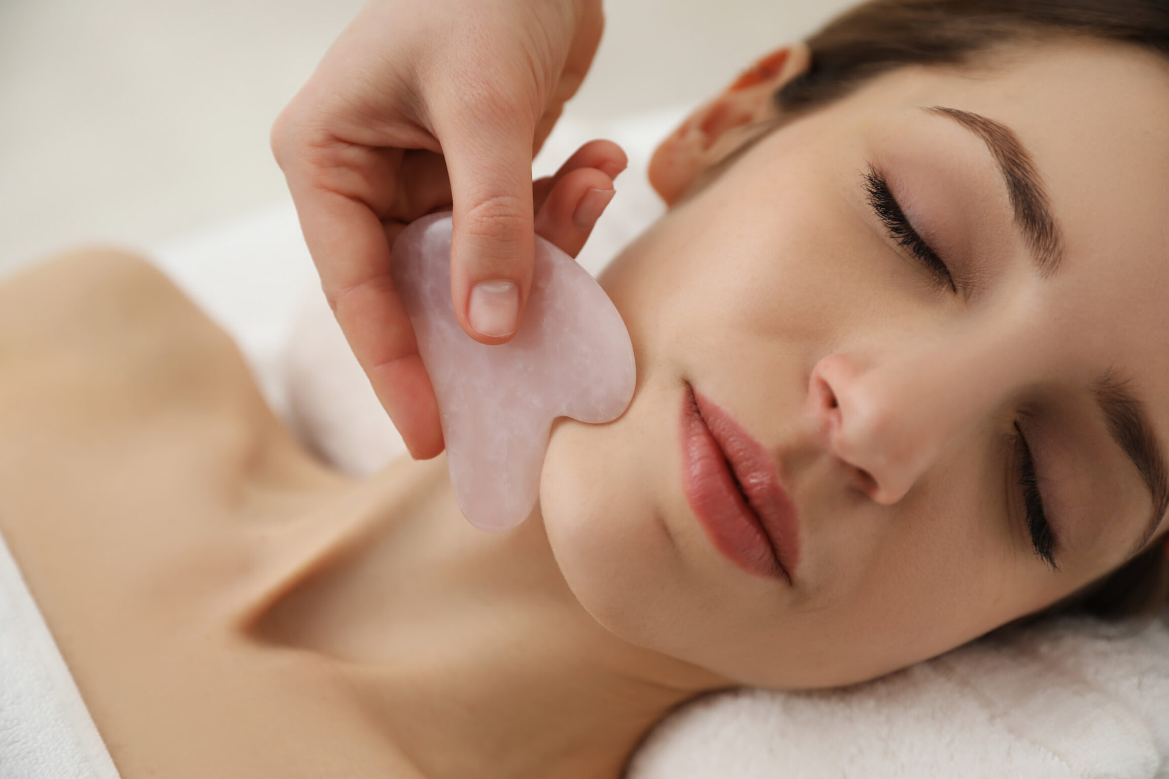 Organic Gua Sha Facial
